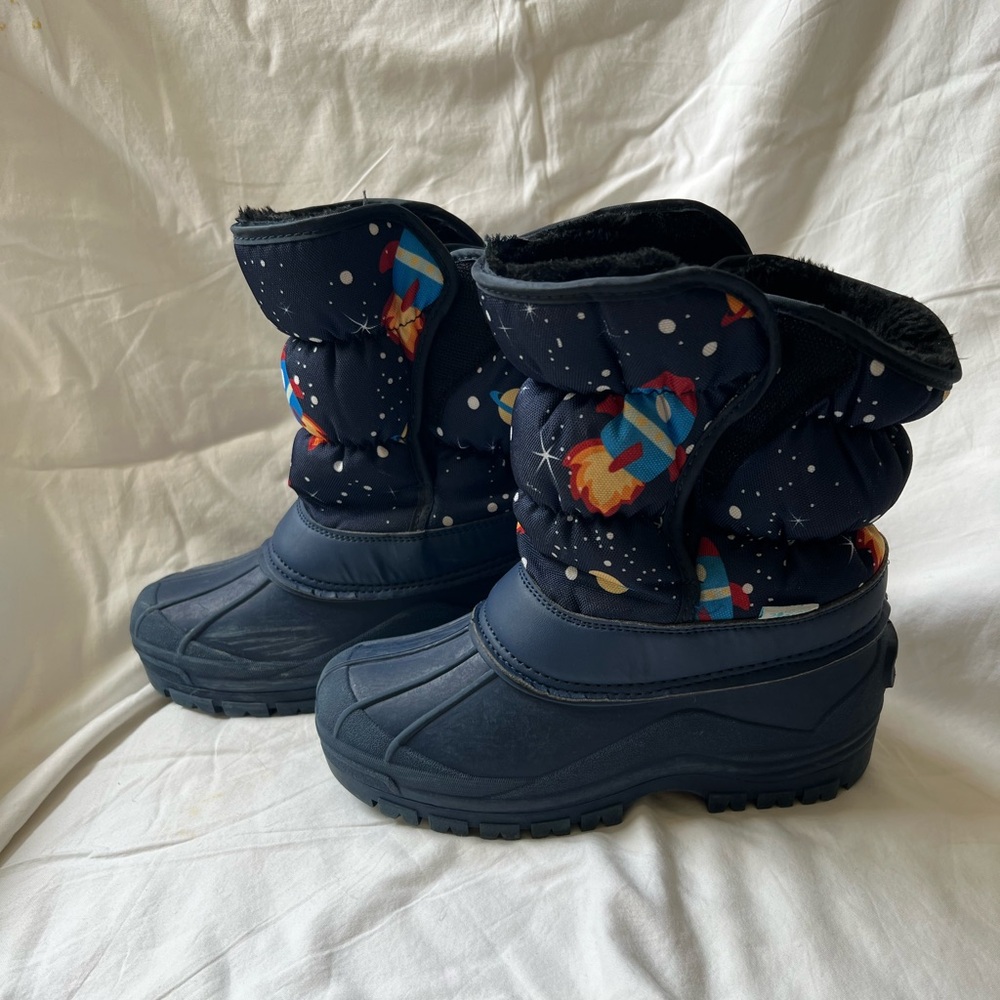 GUC Boys Navy Blue Rocket Space Snow Boots